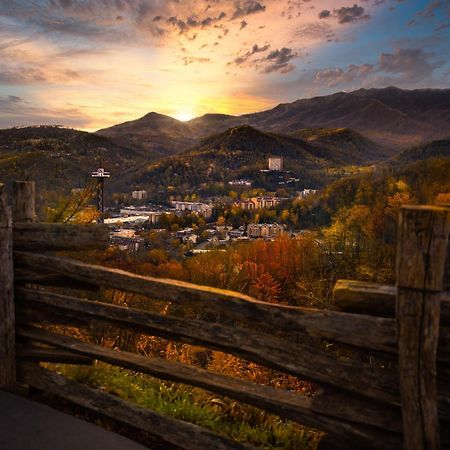 Forever Yours, Hot Tub, 1089 Of Free Attraction Tickets For Each Paid Day, Dollywood And More Пиджен Фордж Екстериор снимка
